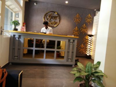 Keywords: coastal interiors;coat wardrobe;collapsible closet;collapsible wardrobe;combi wardrobe;compact wardrobe;compactum wardrobe;condo design;condo interior design;container modular